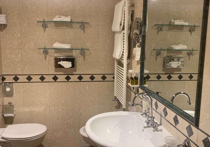 غرفة سوبيريور ثلاثية, Inkai