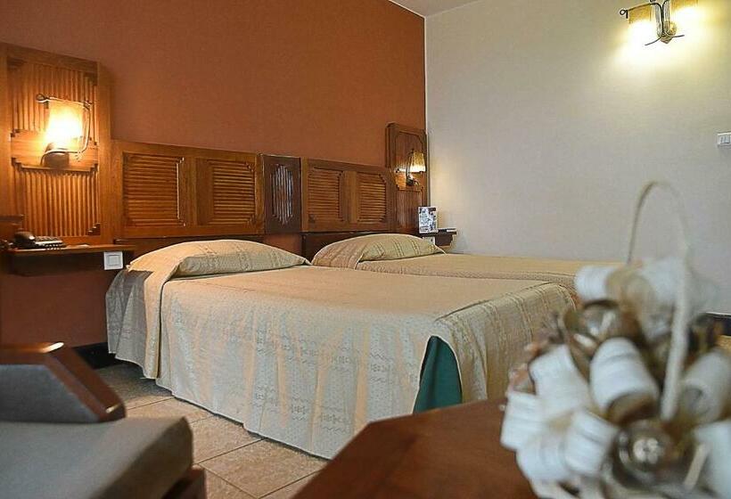 Chambre Standard, Le Grand Hôtel Diego