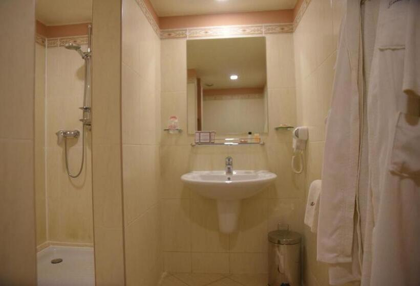 Chambre Triple Standard, Le Grand Hôtel Diego