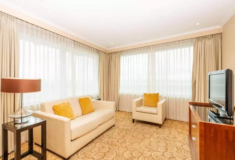 سوییت جونیور, London Twickenham Stadium Hotel, A Member Of Radisson Individuals