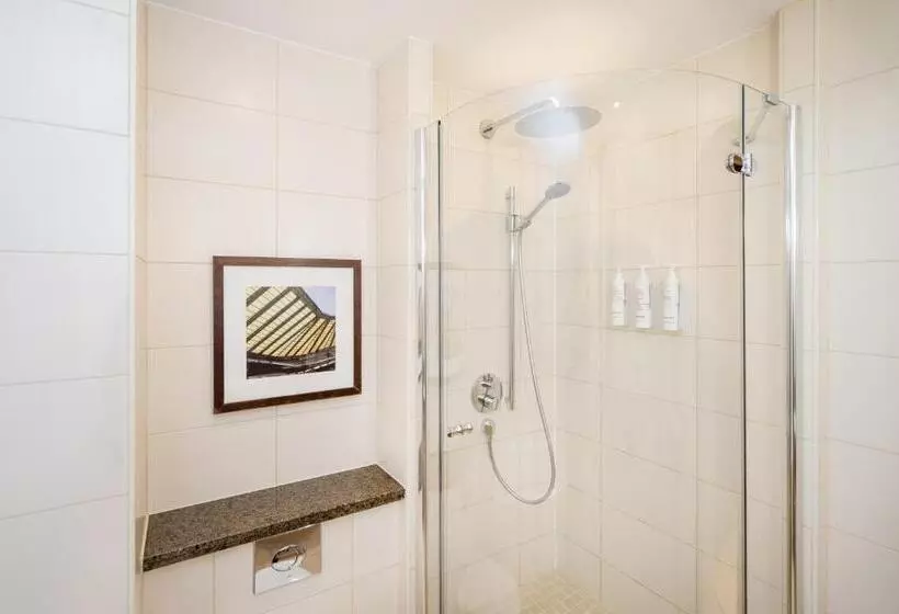 سوییت, London Twickenham Stadium Hotel, A Member Of Radisson Individuals