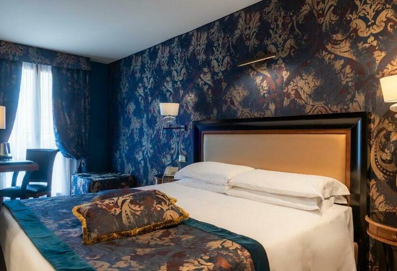 Superior Room, Paganelli