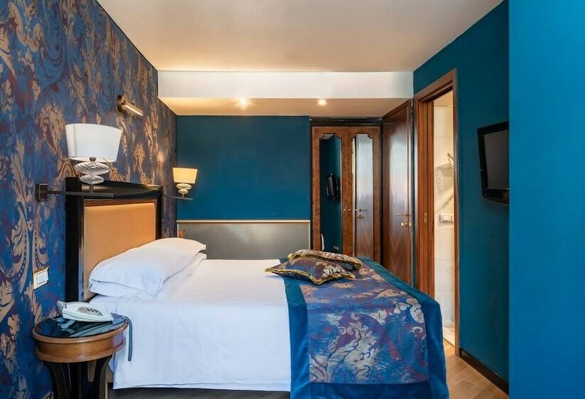 Superior Room, Paganelli