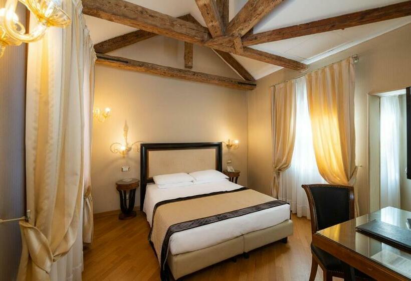 Standard Triple Room, Paganelli