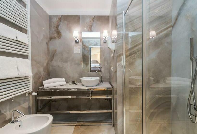 Standard Triple Room, Paganelli