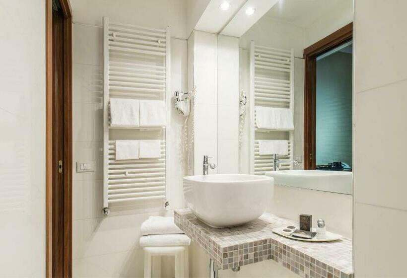 Standard Room Ground Floor, Paganelli