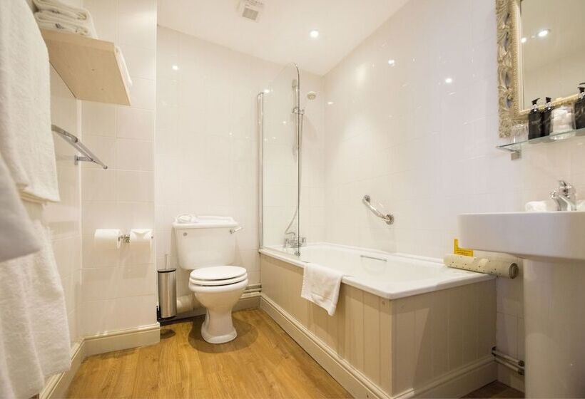 חדר סטנדרט, The Old Custom House