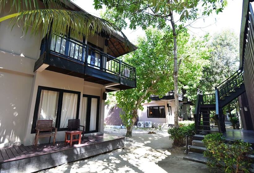 디럭스 룸, Sevenseas Resort Koh Kradan