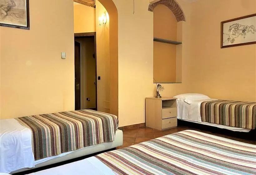 اتاق استاندارد سه نفره, Residence La Contessina