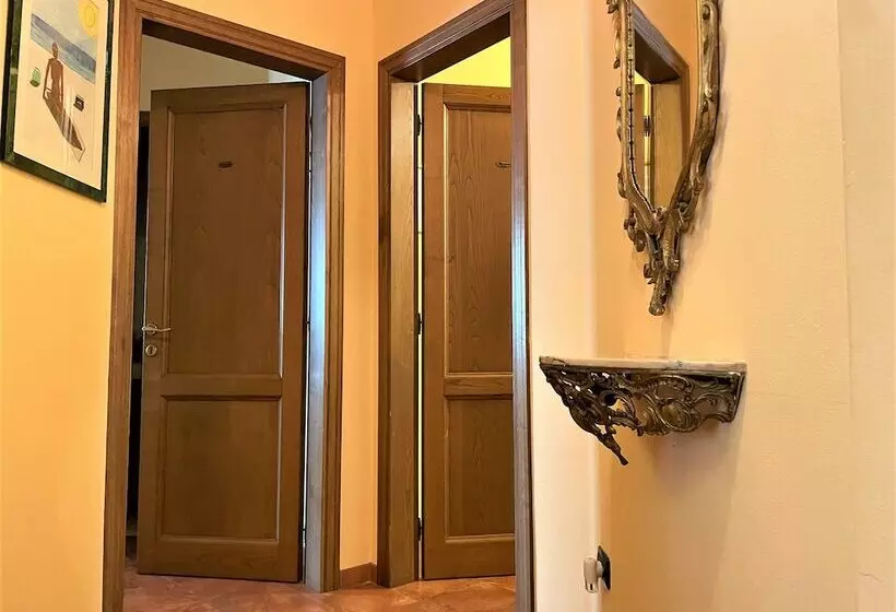 اتاق استاندارد چهار تخته, Residence La Contessina
