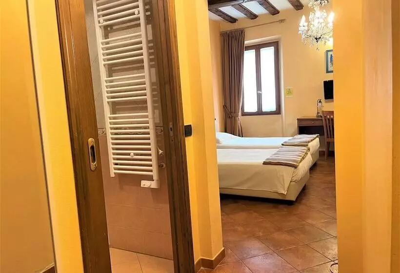 اتاق استاندارد چهار تخته, Residence La Contessina