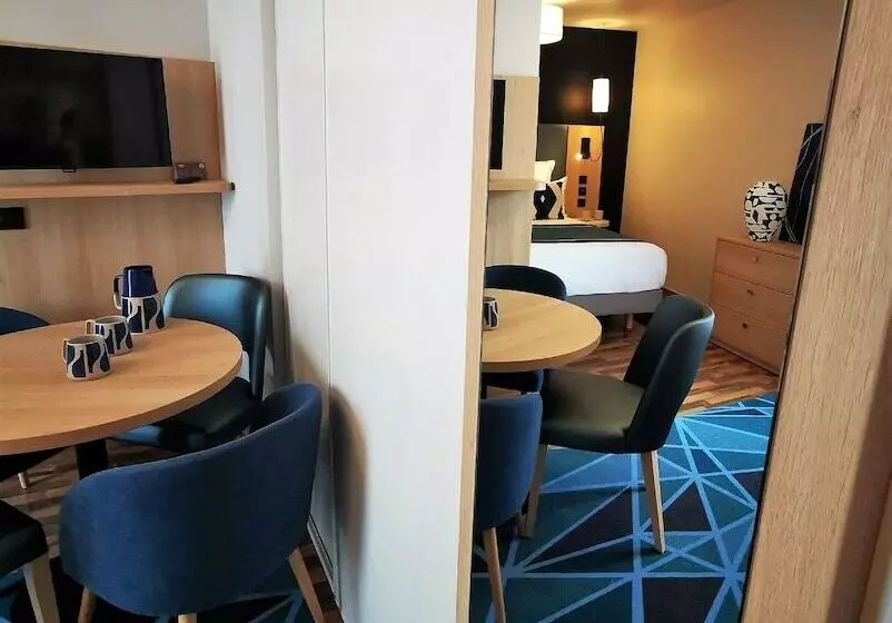 スタンダードスタジオ, Residhome Asnieres