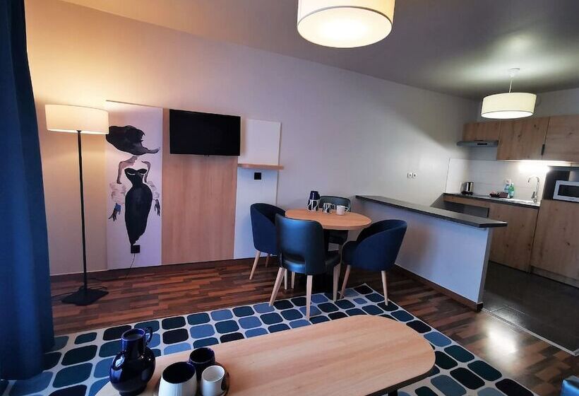 Апартаменты 1 Спальня, Residhome Asnieres