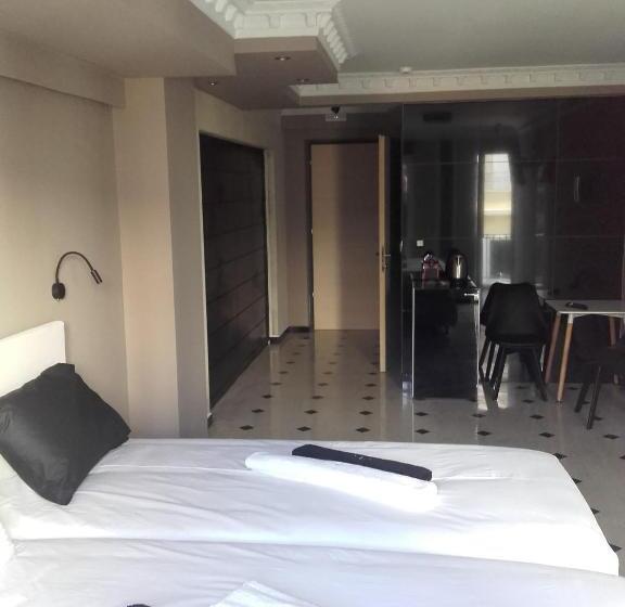 סוויטת ג'וניור דלוקס, Pietra Mare Suites