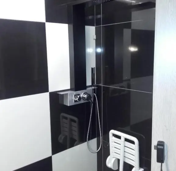 سوییت جونیور, Pietra Mare Suites