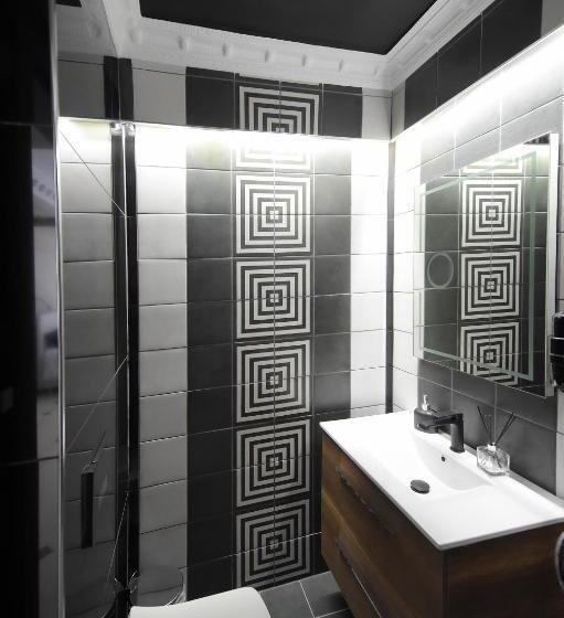 Полулюкс Повышенной Комфортности, Pietra Mare Suites