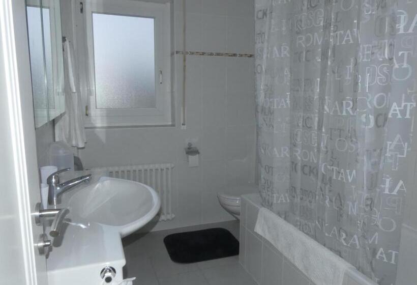 Апартаменты 1 Спальня Вид на Сад, Au Bonheur Des Iris