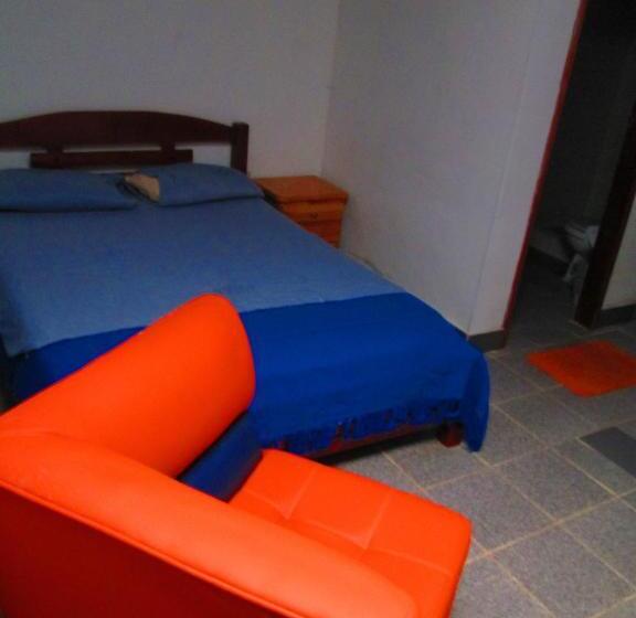 חדר סטנדרט, Huito