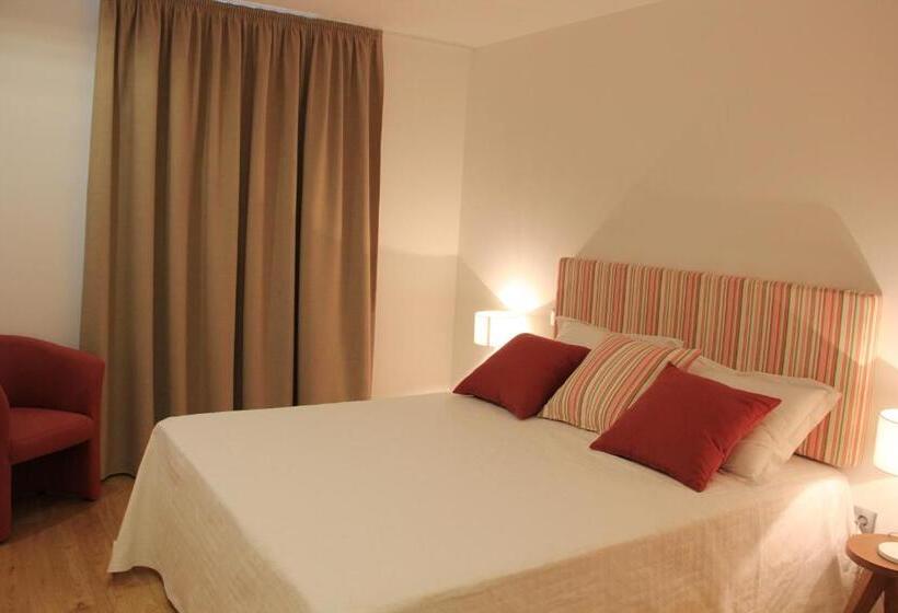 شقة 4 غرف, Quinta De Fiães