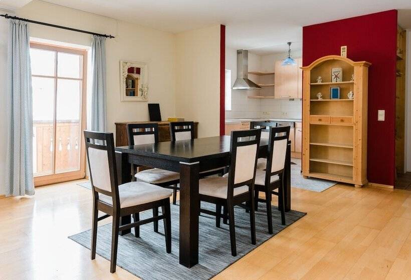 آپارتمان 1 خوابه با بالکن, Widmoos By Skinetworks