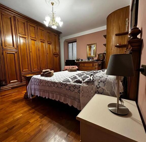 اتاق استاندارد با تخت بزرگ, A Collodi Io & Mamma