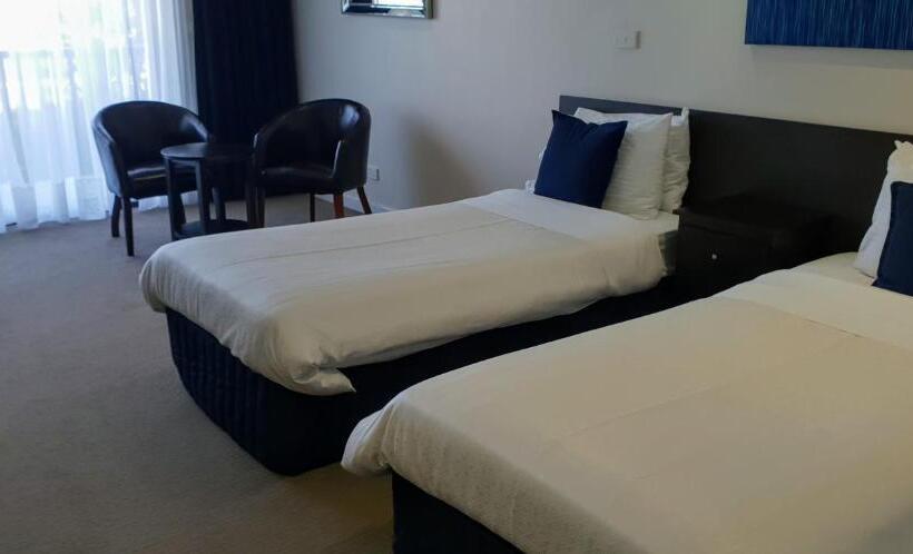 غرفة قياسية, Hogans Motel