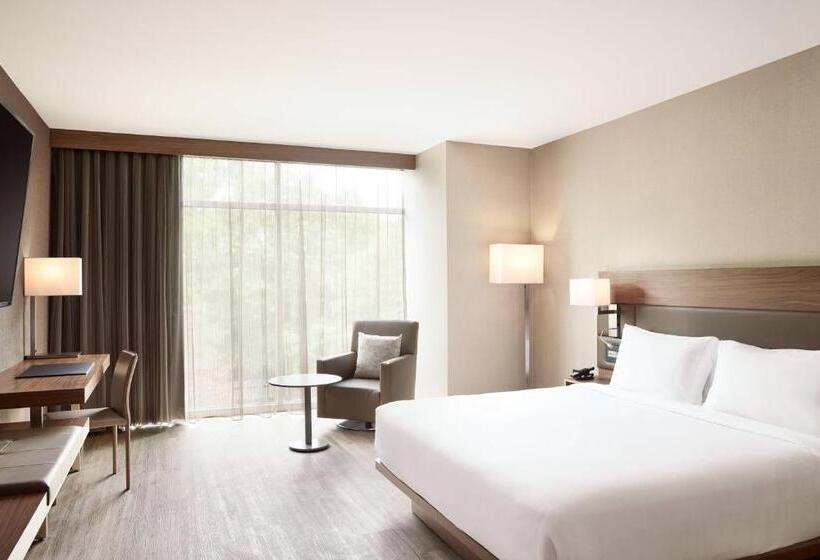 غرفة قياسية سرير كينج لذوى الإحتياجات الخاصة, Ac Hotel By Marriott Atlanta Perimeter