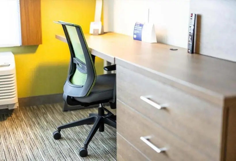キングサイズベッドのスタンダードルーム, Holiday Inn Express & Suites   San Jose Silicon Valley By Ihg