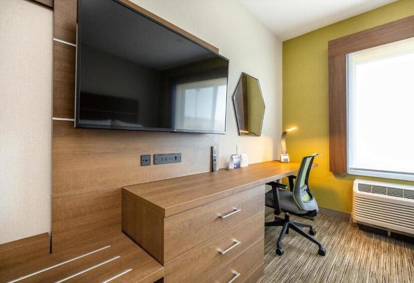 适合残疾人士使用的带超级大床的标准间, Holiday Inn Express & Suites   San Jose Silicon Valley, An Ihg