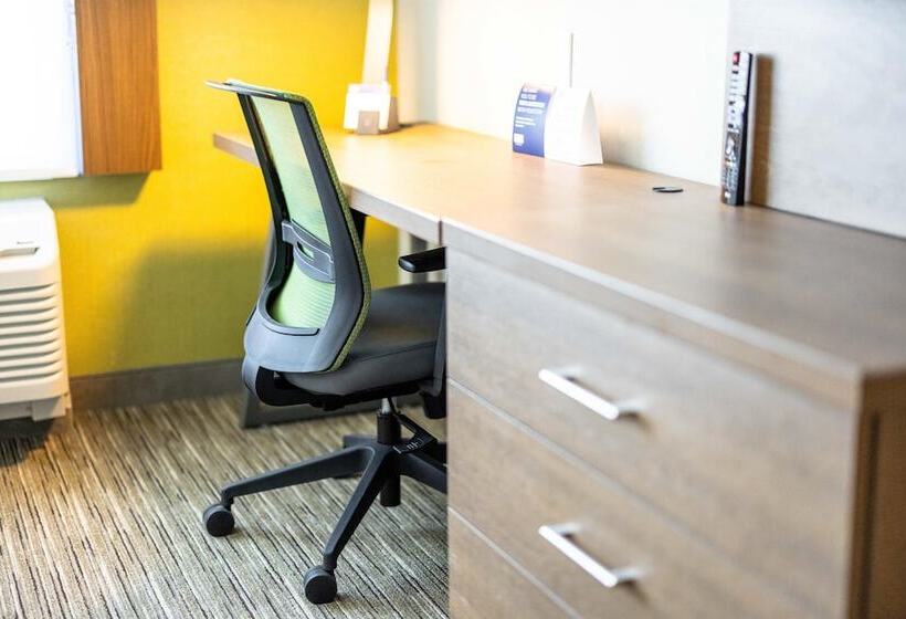 套房, Holiday Inn Express & Suites   San Jose Silicon Valley, An Ihg