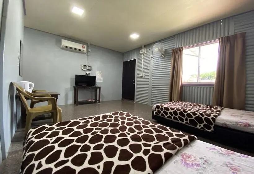 デラックスルーム, Oyo 90284 Kampung Stay Kilimu