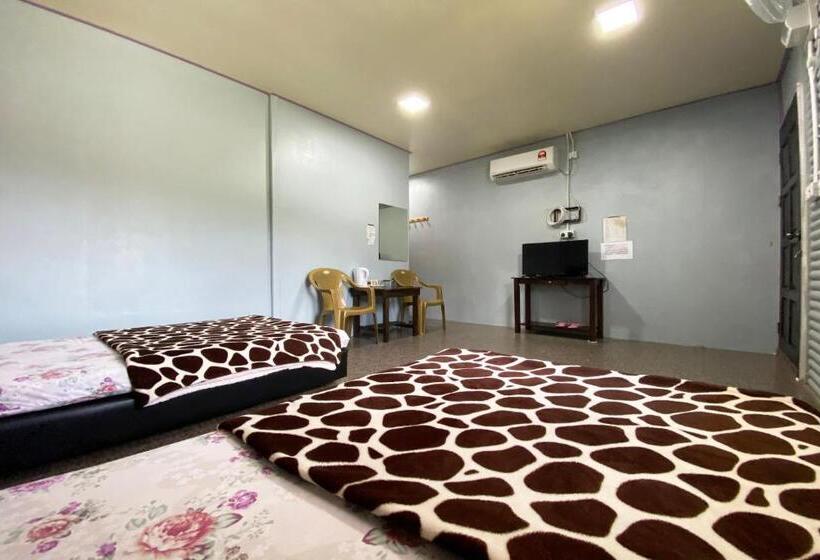 Номер Deluxe, Oyo 90284 Kampung Stay Kilimu