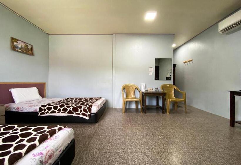 Номер Deluxe, Oyo 90284 Kampung Stay Kilimu