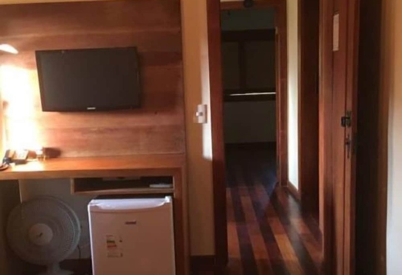 اتاق استاندارد با چشم‌انداز باغ, Pousada Baobá