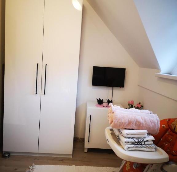 آپارتمان دوبلکس 1 خوابه, Aparthouse Alfa1