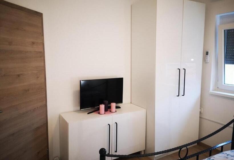 آپارتمان دوبلکس 1 خوابه, Aparthouse Alfa1