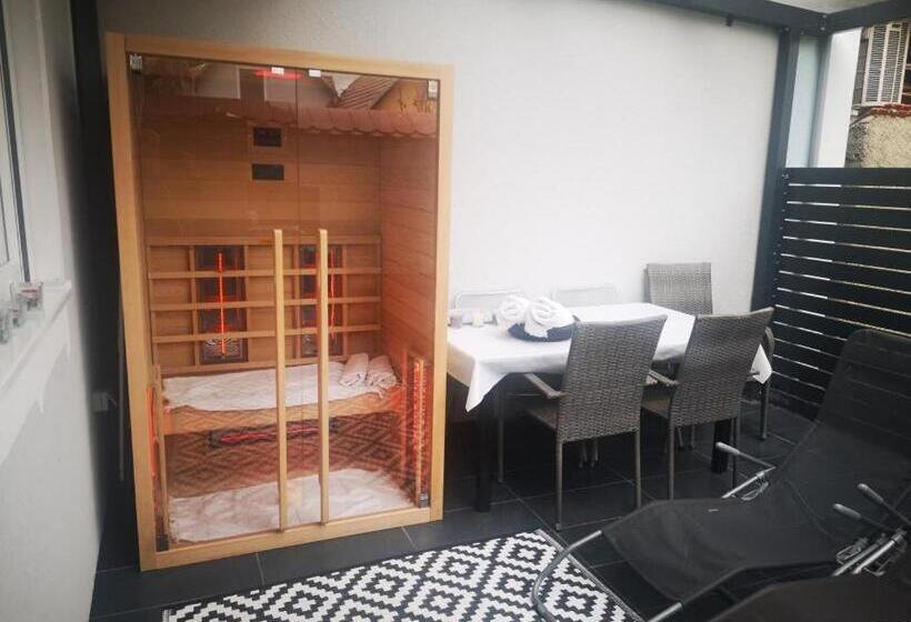 آپارتمان دوبلکس 1 خوابه, Aparthouse Alfa1