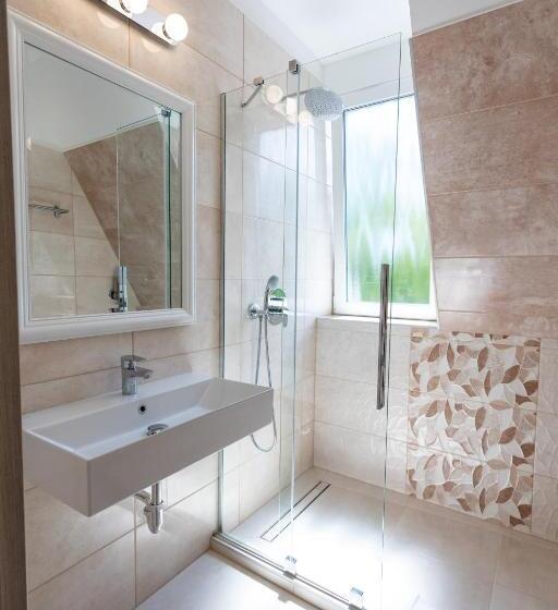 Трехместный Номер Deluxe, Laguna Panzió