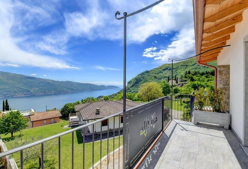 2 Bedrooms Apartment Lake View, Borgo Ermanno