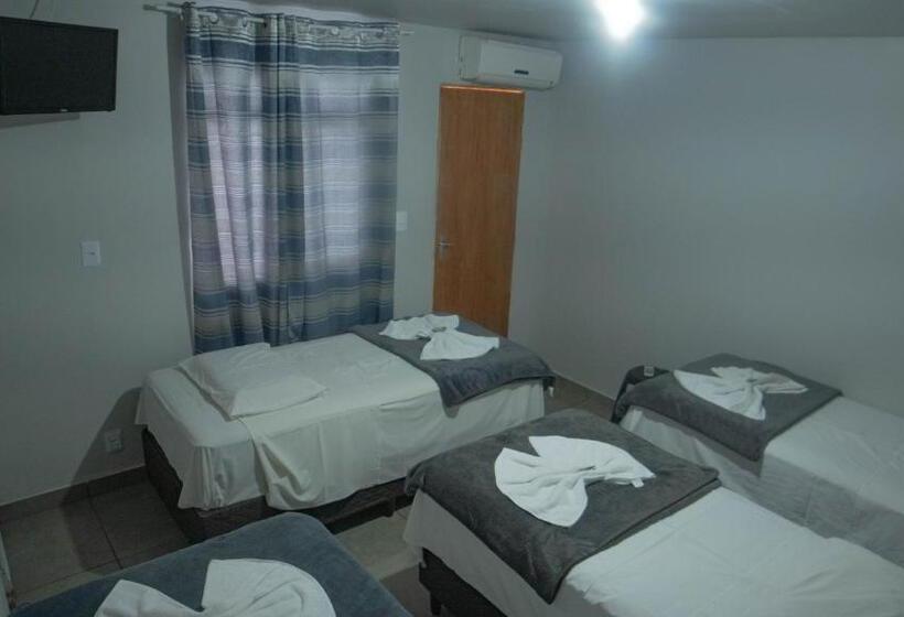 Economy Quadruple Room, Grandourados