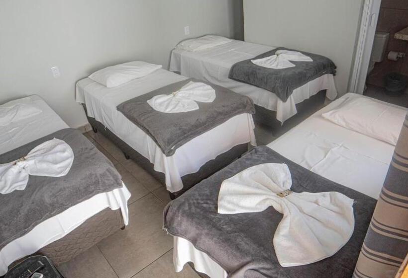 Economy Quadruple Room, Grandourados