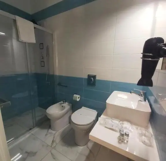 Comfort Kolmen Hengen Huone, Affittacamere Villa Anna