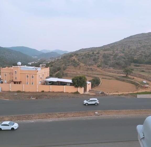 ２ベッドルームアパートメント, جولدن السودة