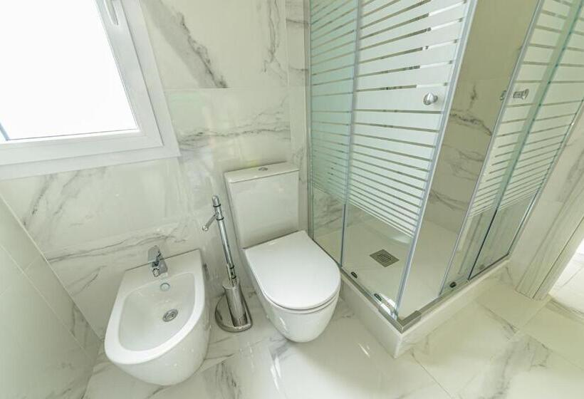 اتاق استاندارد, Corleone Guesthouse