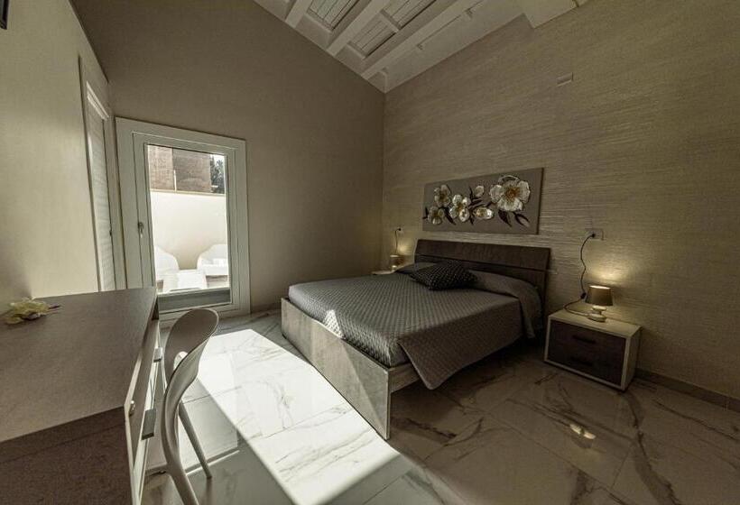 اتاق استاندارد, Corleone Guesthouse