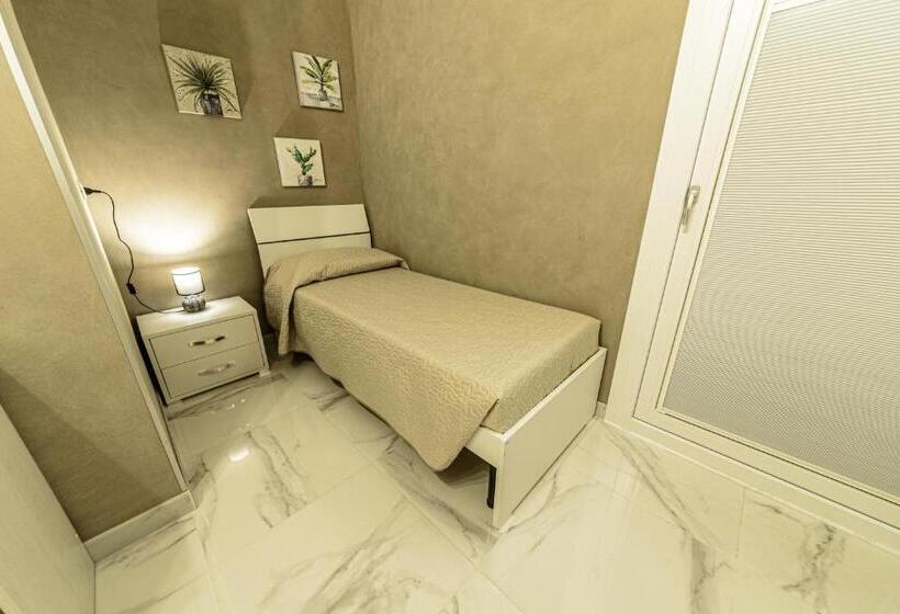 اتاق استاندارد, Corleone Guesthouse