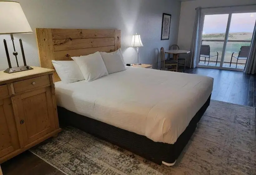 キングサイズベッドのスタンダードルーム, Chautauqua Resort & Conference Center