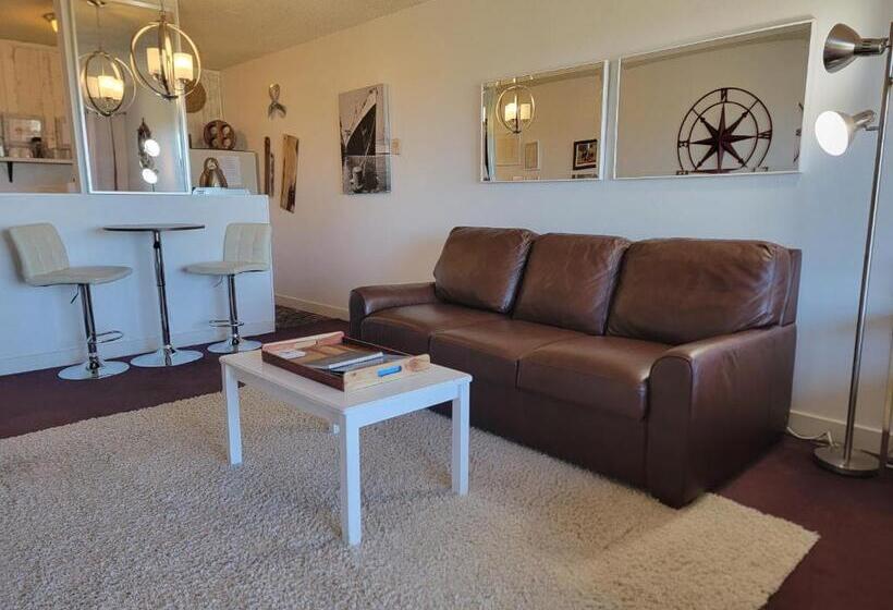 オーシャンビュースタンダードルームバルコニー付き, Chautauqua Resort & Conference Center