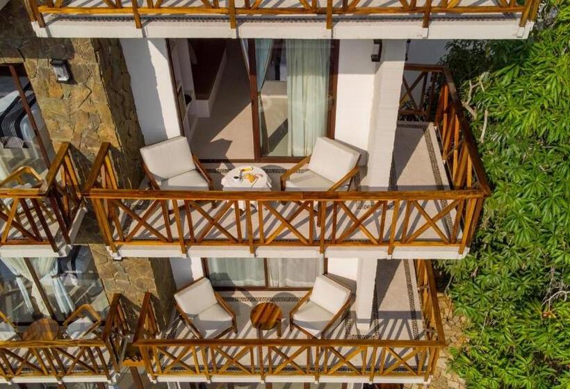 جناح ديلوكس, Ciye