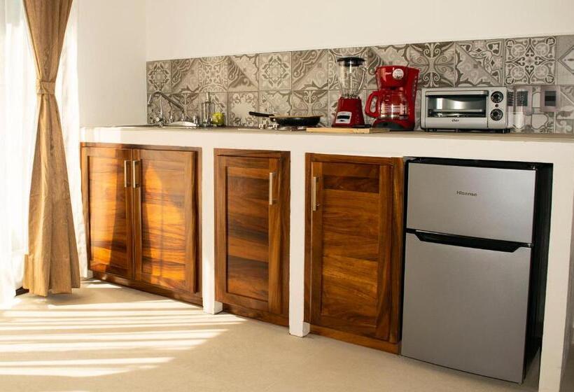 سوییت خانوادگی, Ciye